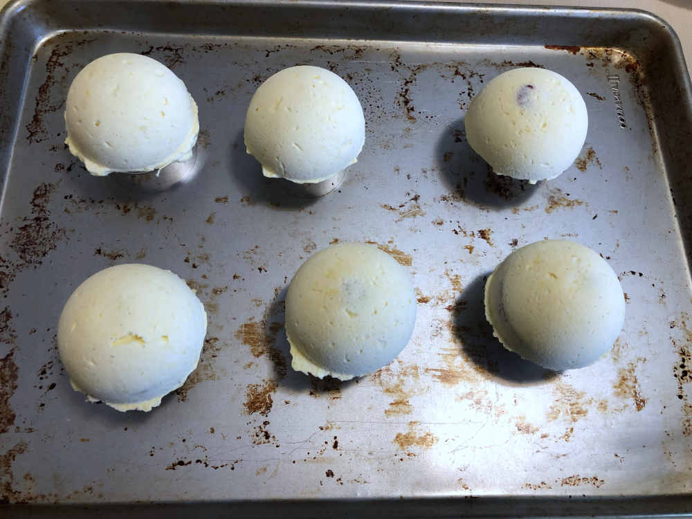 Mini chocolate entremets